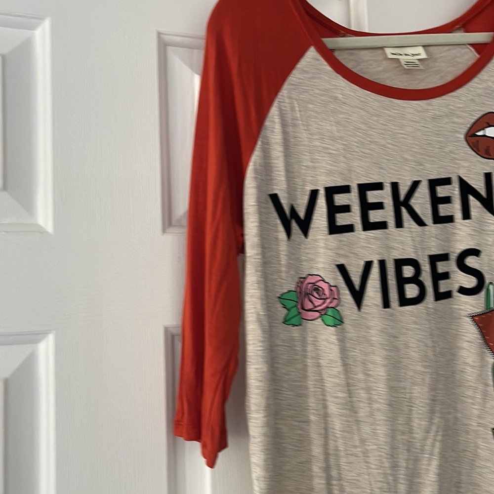 Weekend Vibes Top Size XL - Picture 3 of 7